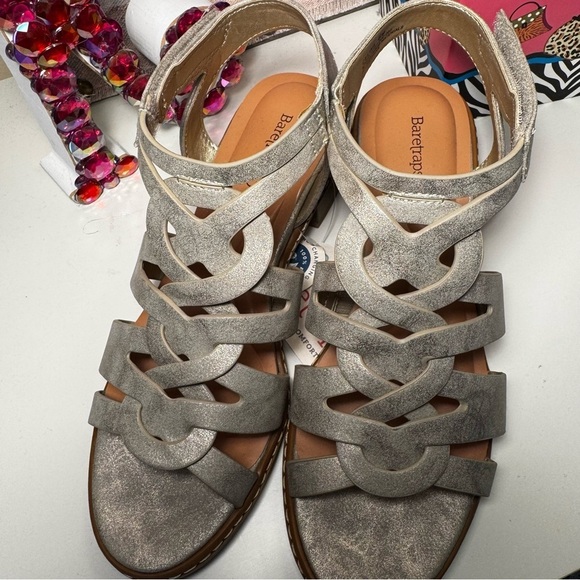 Bare Traps Strappy Block Heel Sandals NWT - Picture 11 of 12